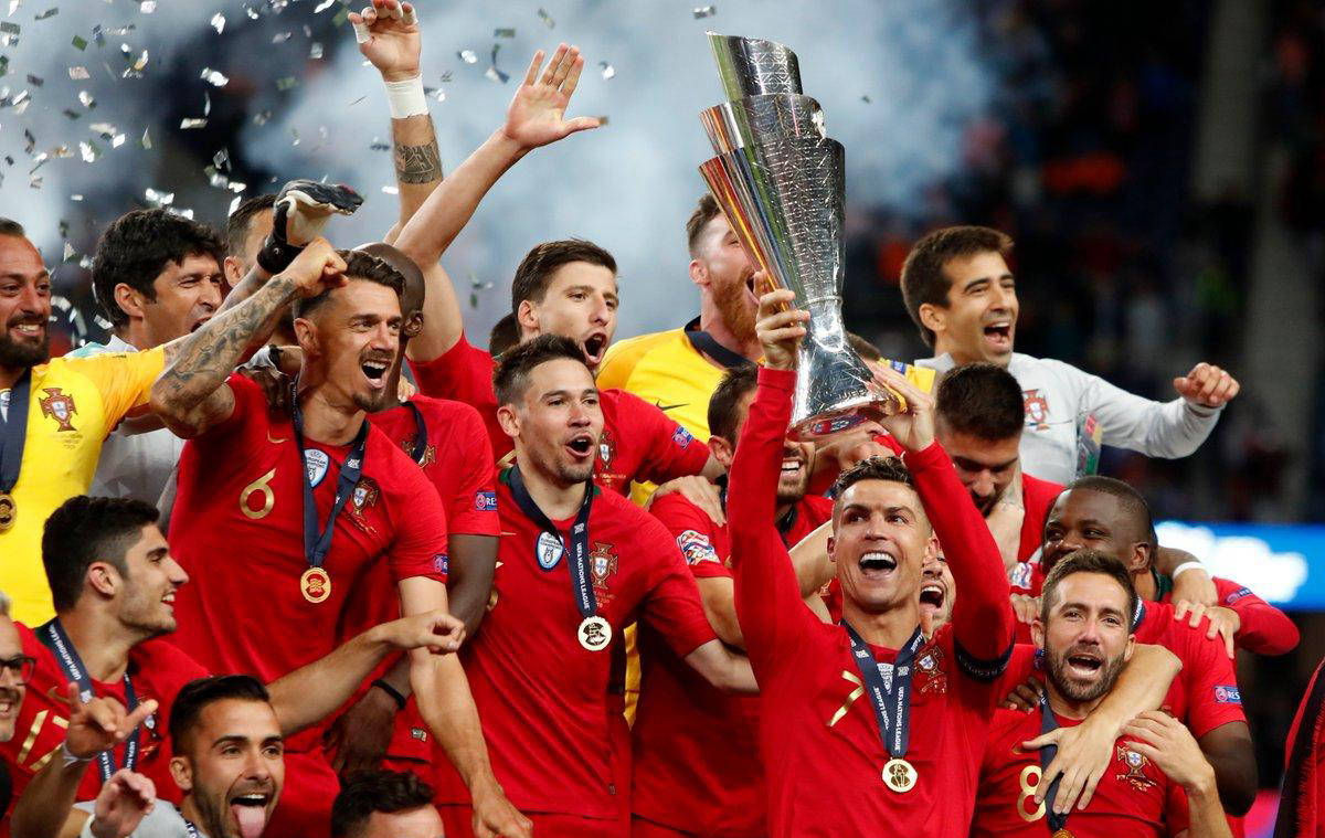 葡萄牙队在欧国联比赛中胜斯洛伐克 葡萄牙队在欧国联比赛中胜斯洛伐克