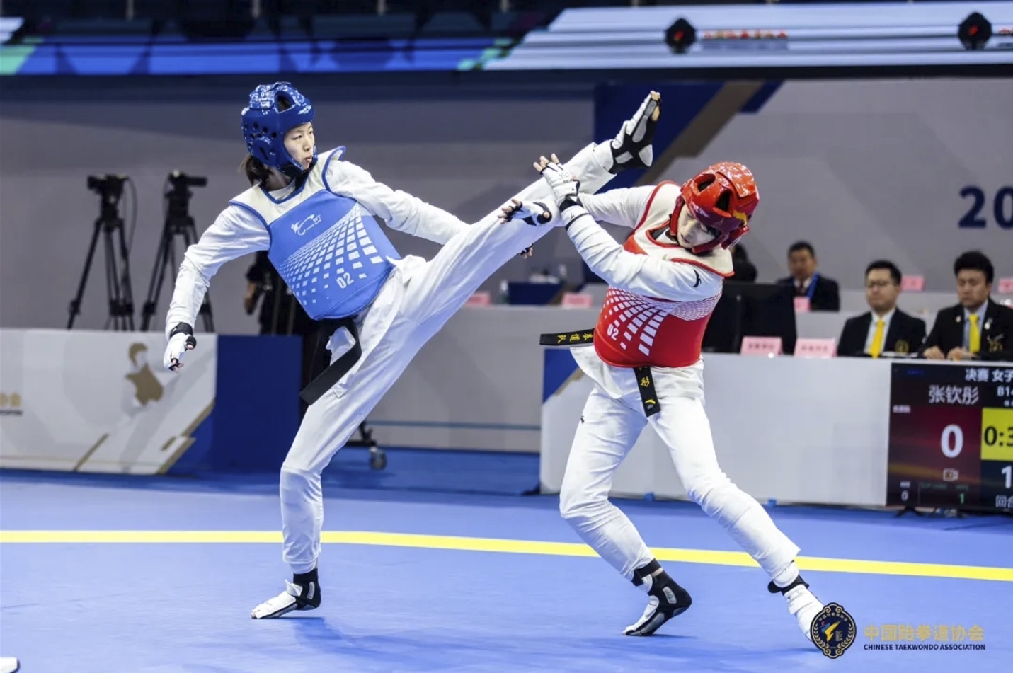 跆拳道高手夺取金腰带,震撼世界 跆拳道高手夺取金腰带,震撼世界