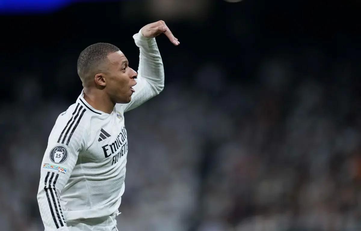 关于皇马轻取热刺,姆巴佩梅开二度欧冠的信息 关于皇马轻取热刺,姆巴佩梅开二度欧冠的信息