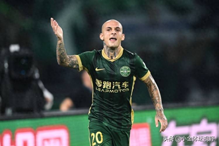 关于罗马尼亚前锋加盟云达不莱梅，助球队实力大增的信息