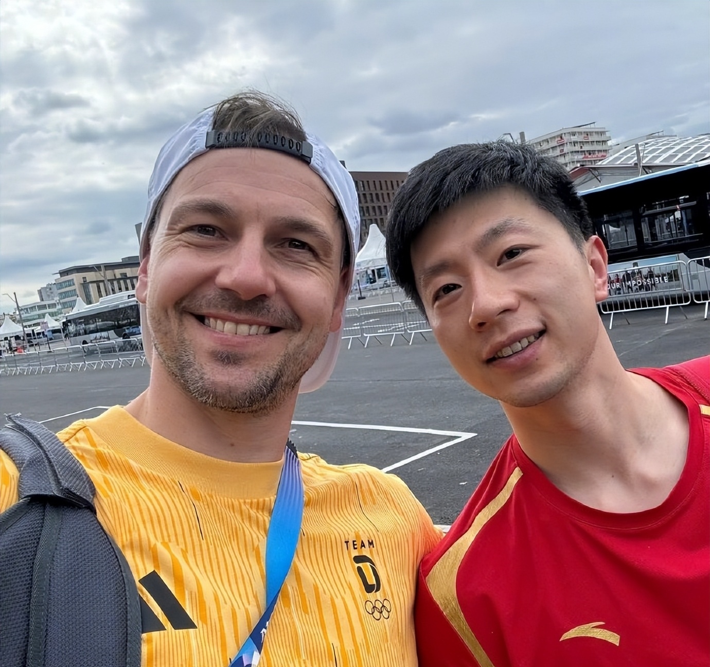 法国乒乓球队逆转英国乒乓球队,波尔送出助攻 法国乒乓球队逆转英国乒乓球队,波尔送出助攻