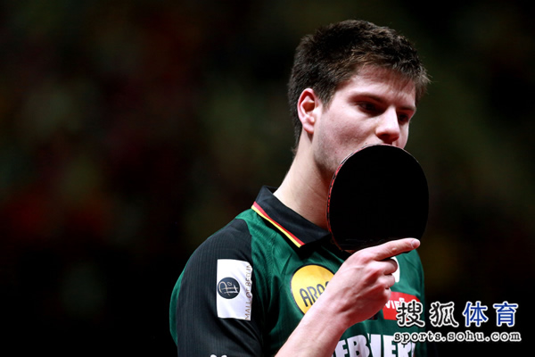 日本队险胜瑞典队，奥恰洛夫刷新纪录