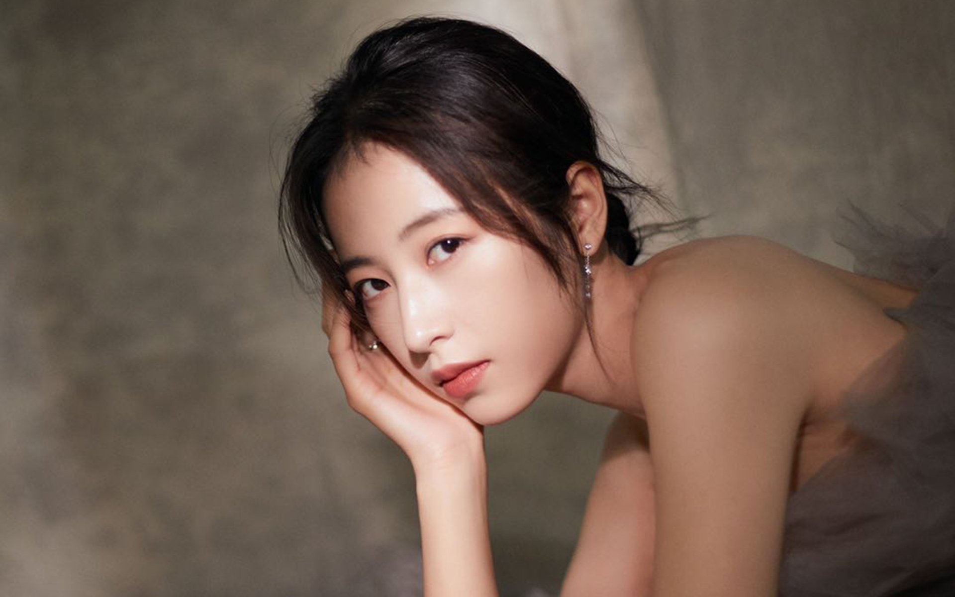 阿劳霍一锤定音!波兰力克墨西哥迎出线关键胜利