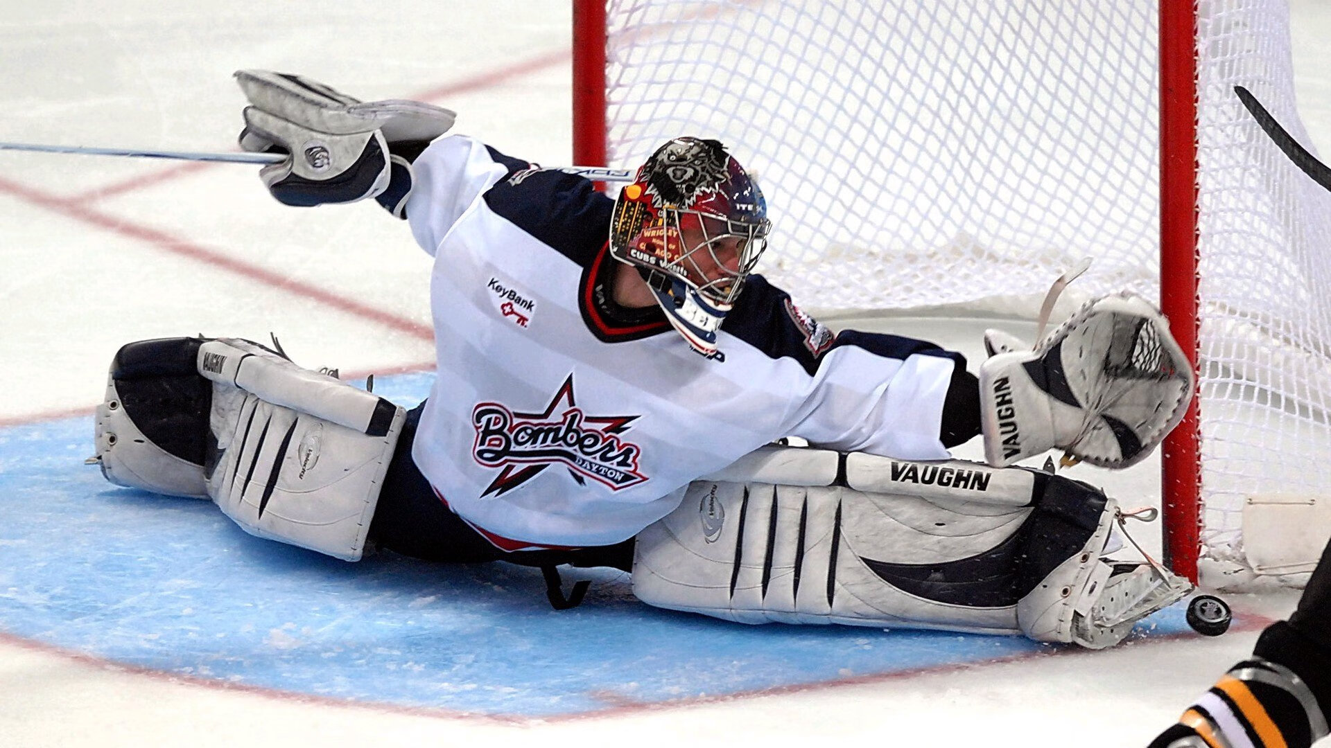 上海力克广厦,一场奥运周期前夜的战术预演与全面压制