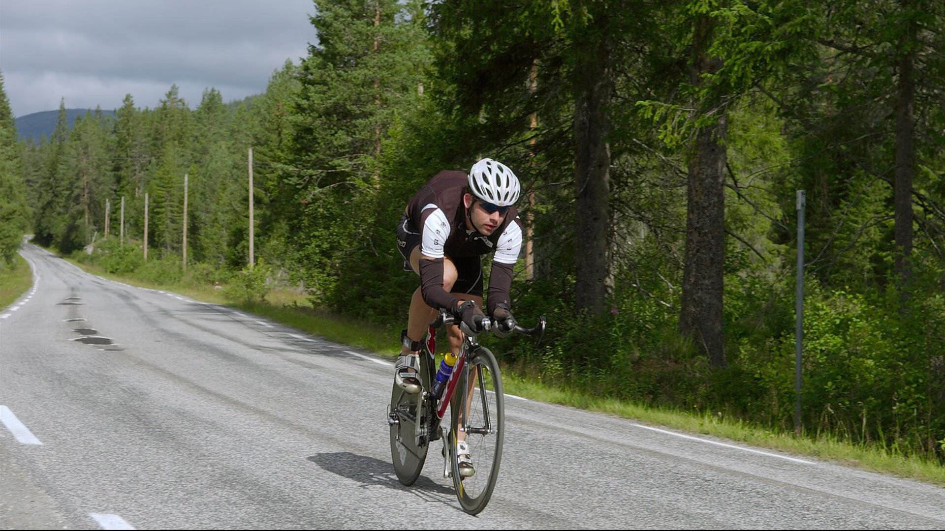 欧冠生死战焦点,曼城击溃国际米兰,铸就三冠王伟业